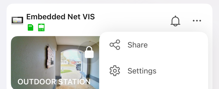 The device menu open with the Settings option.
